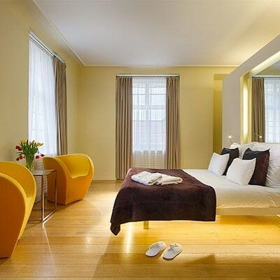 Three Storks Hotell